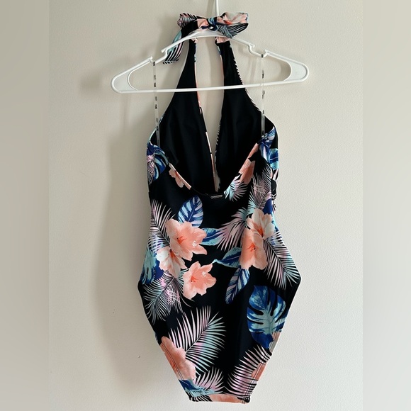 DKNY Floral Halter One-Piece Swimsuit Medium Black Pink Tropical NWT - Picture 4 of 9